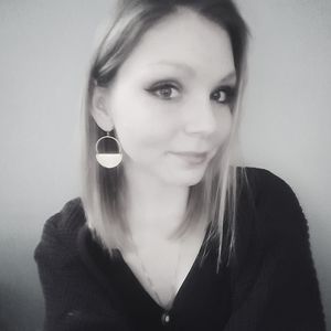 Meet your Posher, Abby